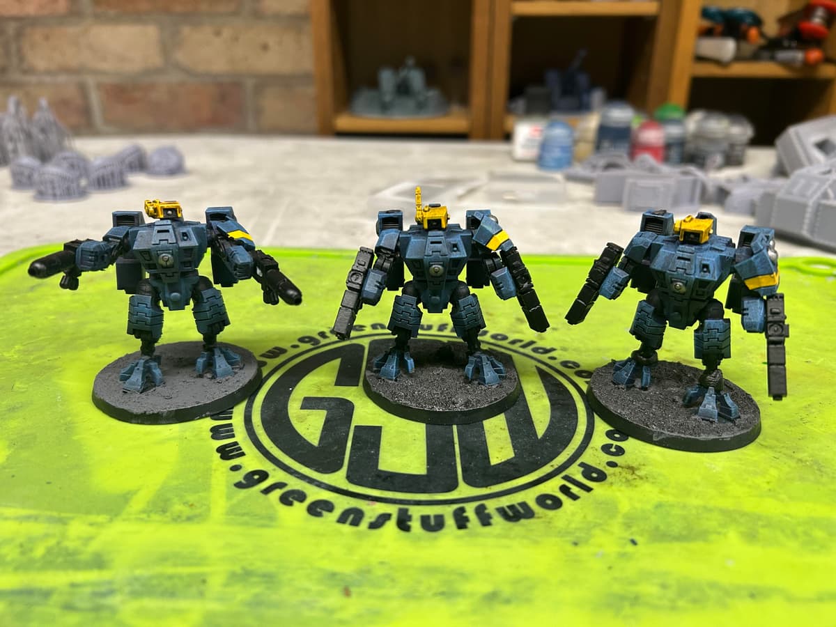 Tau Crisis Battlesuits