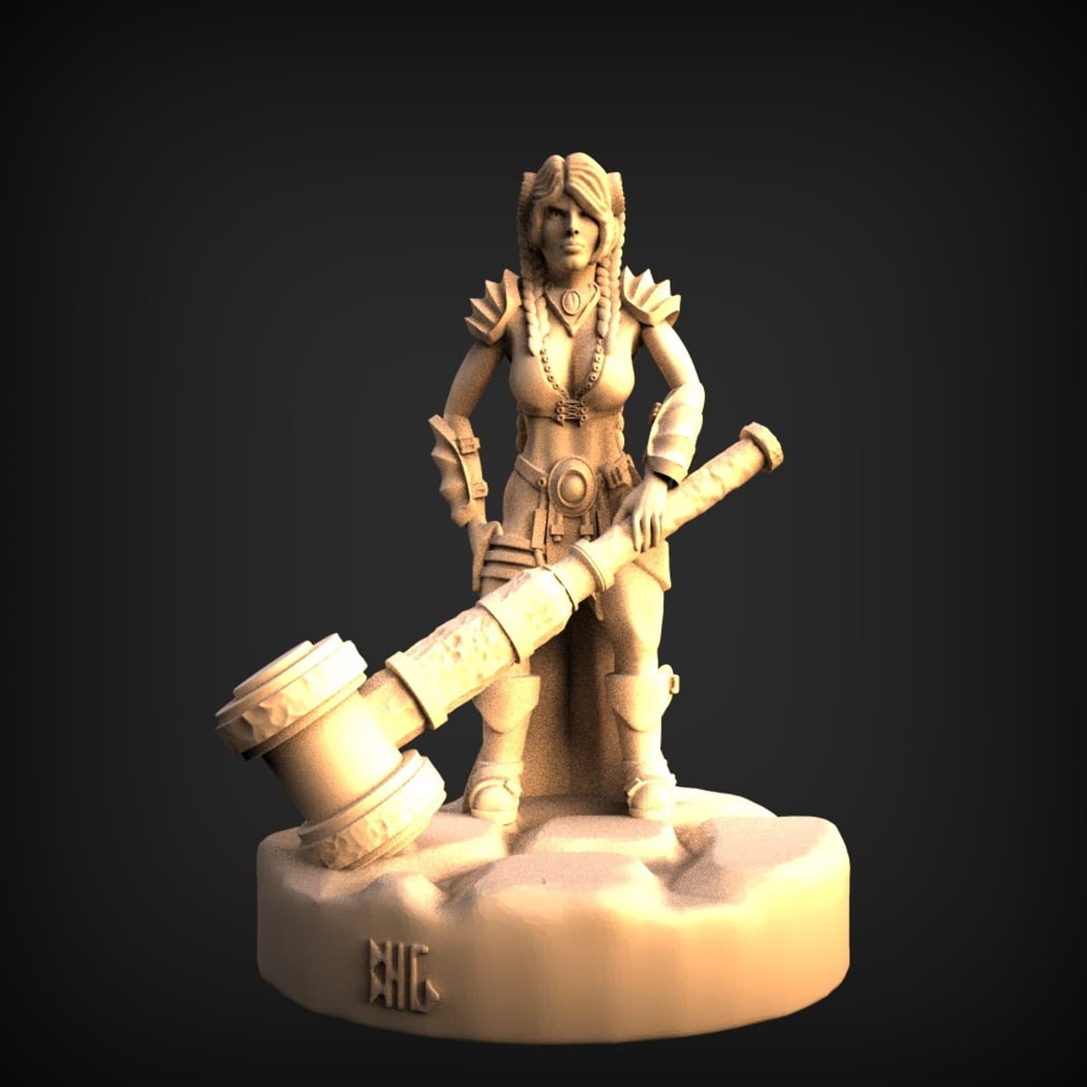 Maul-Bearing Warrior Maiden Miniature